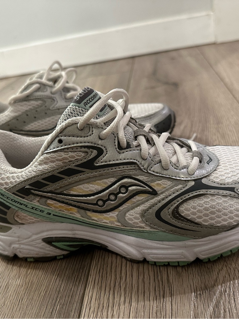 Saucony accomplice 3 guc women’s size 9 - Picture 2 of 11